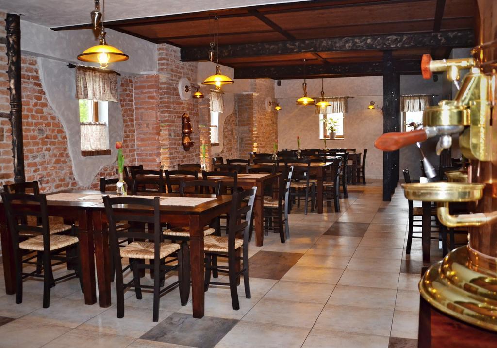 Granarollo Penzion Pizzeria Mlynany Ngoại thất bức ảnh